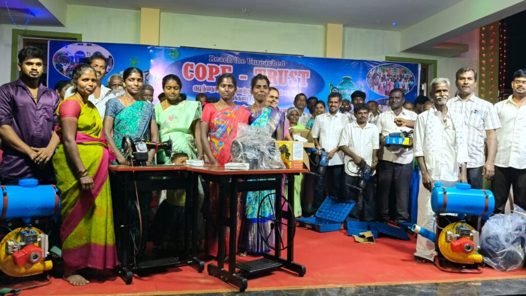 Neues Einkommen für 55 Familien dank Werkzeug